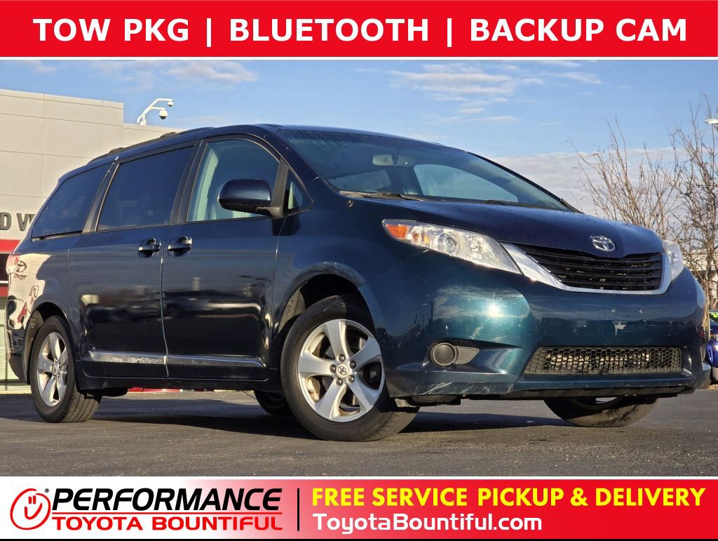 2012 Toyota Sienna LE