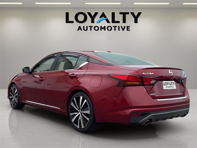 2020 Nissan Altima 2.5 SR photo 3
