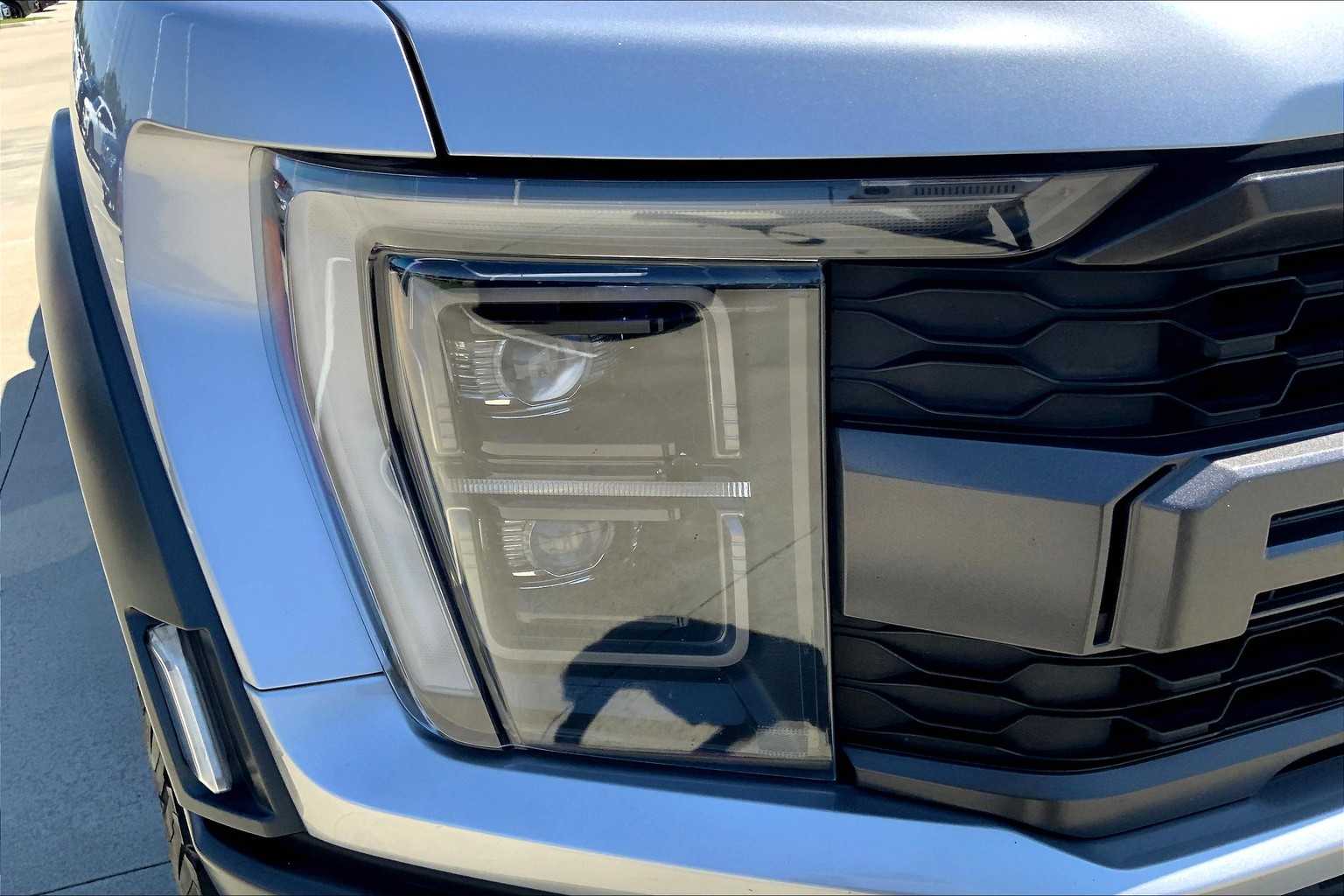 2022 Ford F-150 Raptor photo 27