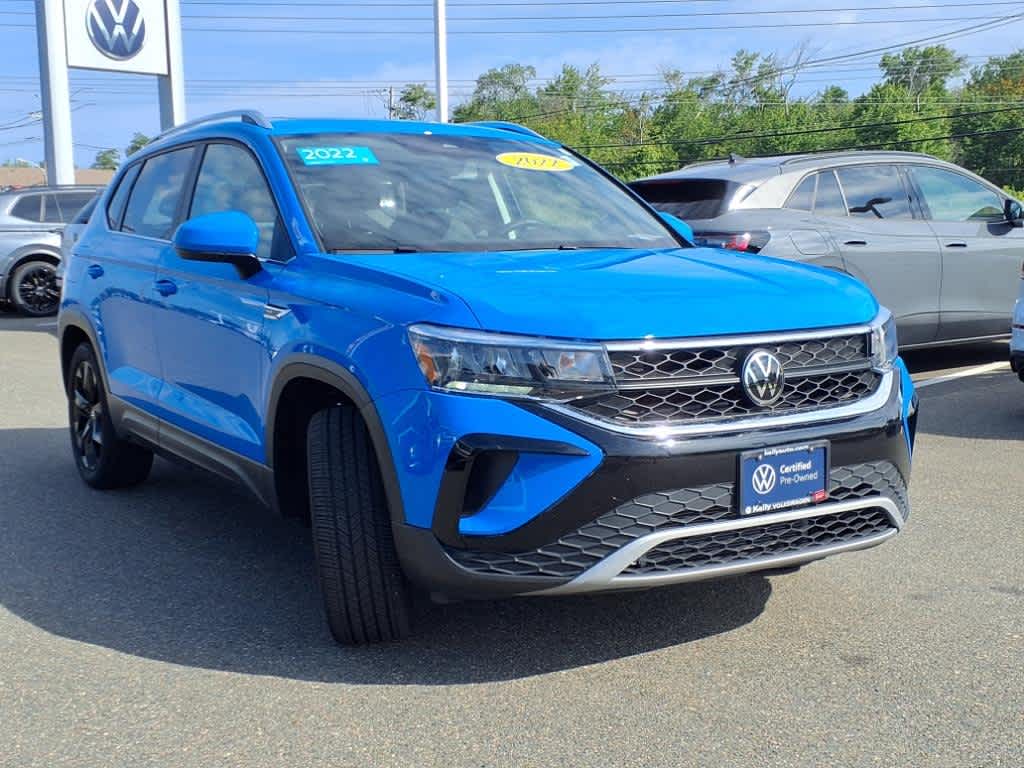 2022 Volkswagen Taos SE photo 3