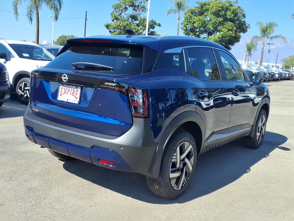 2026 Nissan Kicks SV photo 2