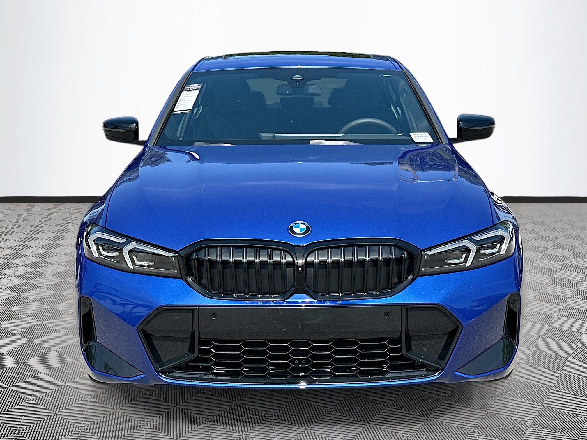 2025 Bmw 330i photo 2