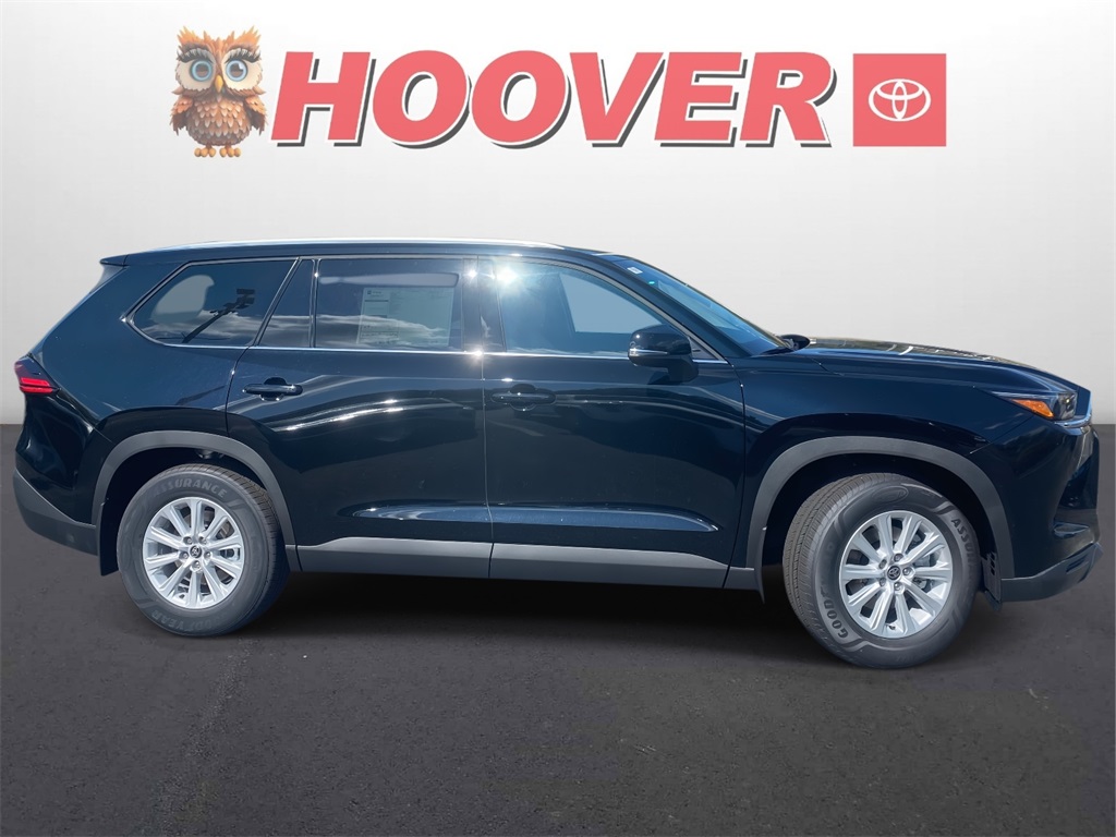 2026 Toyota Grand Highlander XLE photo 2