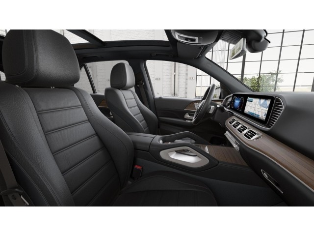 2025 Mercedes Benz GLE 580 4MATIC photo 4