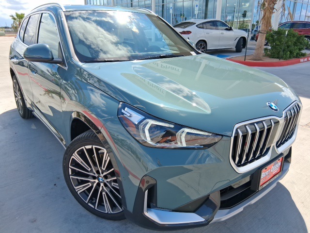 2026 BMW X1 28i's photo
