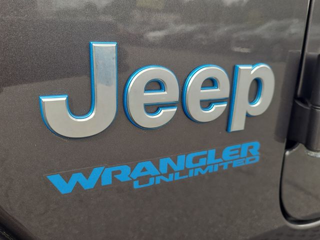 2021 Jeep Wrangler Unlimited Sahara 4xe photo 23