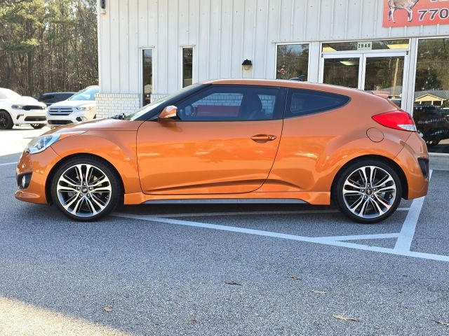 2016 Hyundai Veloster Turbo photo 2