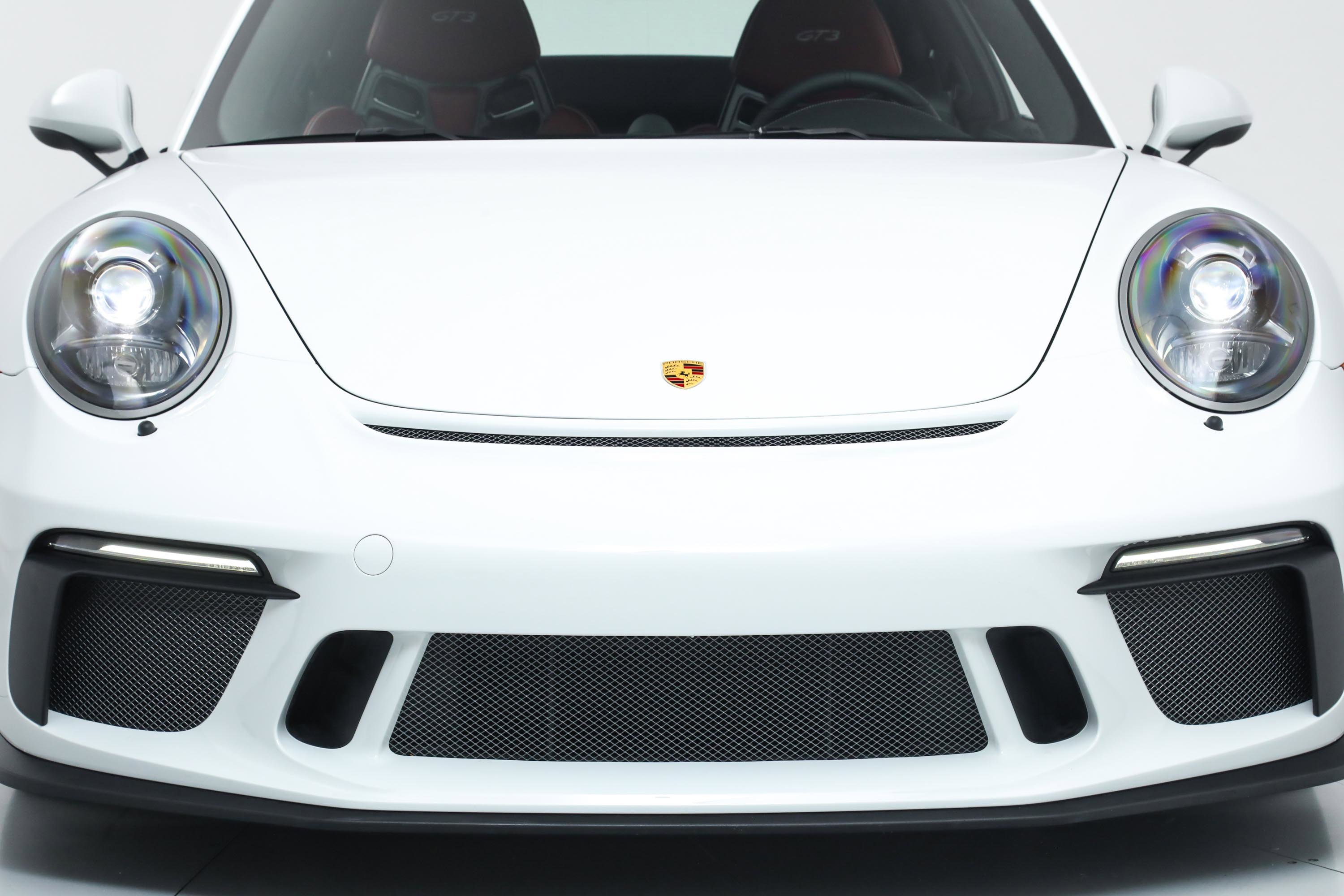 2018 Porsche 911 GT3 Touring photo 8
