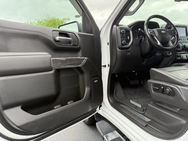 2019 Chevrolet Silverado 1500 LTZ photo 19