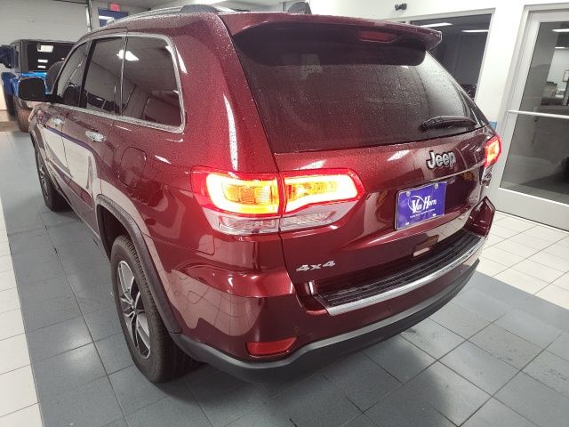 2017 Jeep Grand Cherokee Limited photo 2