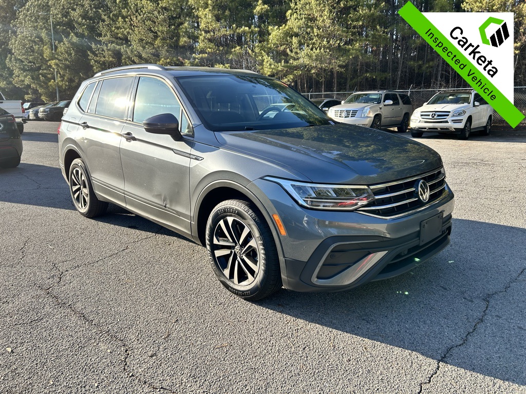 2022 Volkswagen Tiguan S's photo