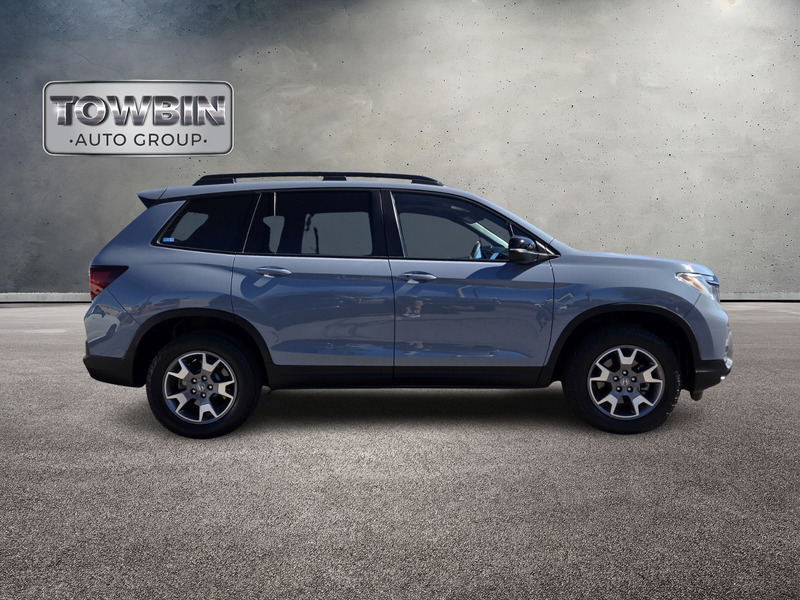 2022 Honda Passport TrailSport photo 3