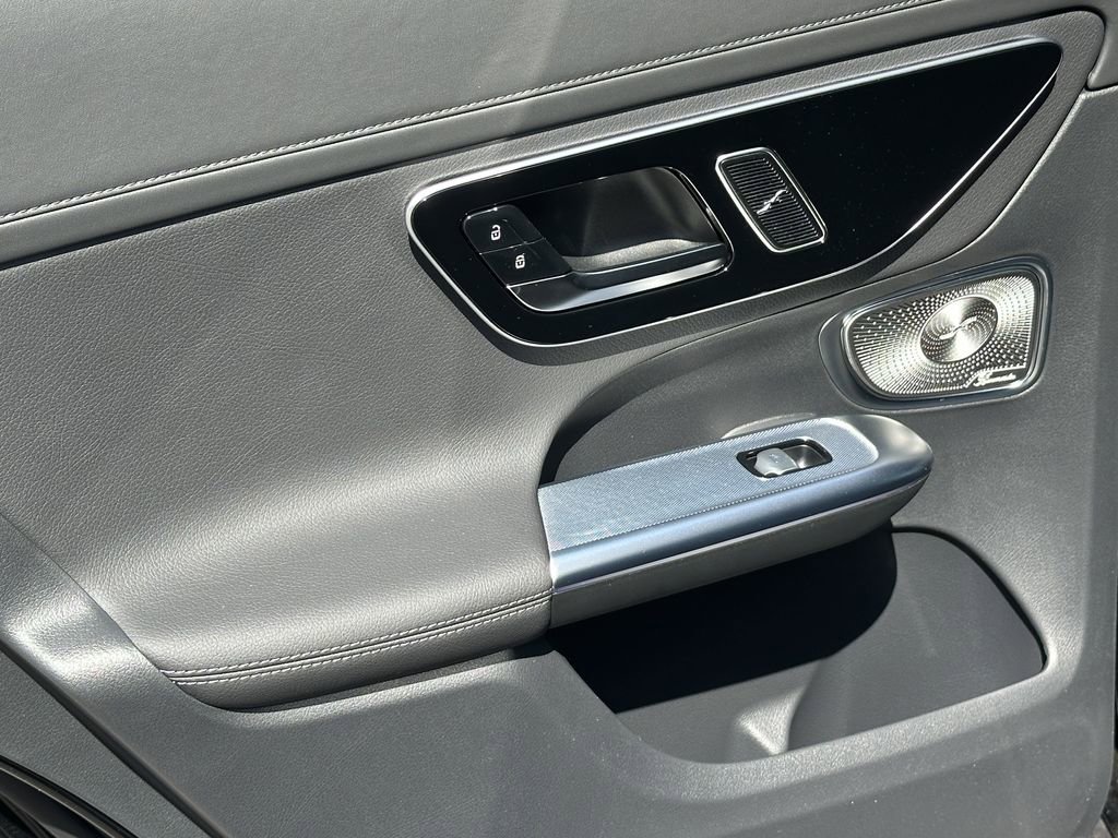 2025 Mercedes Benz GLC 350e 4MATIC photo 25