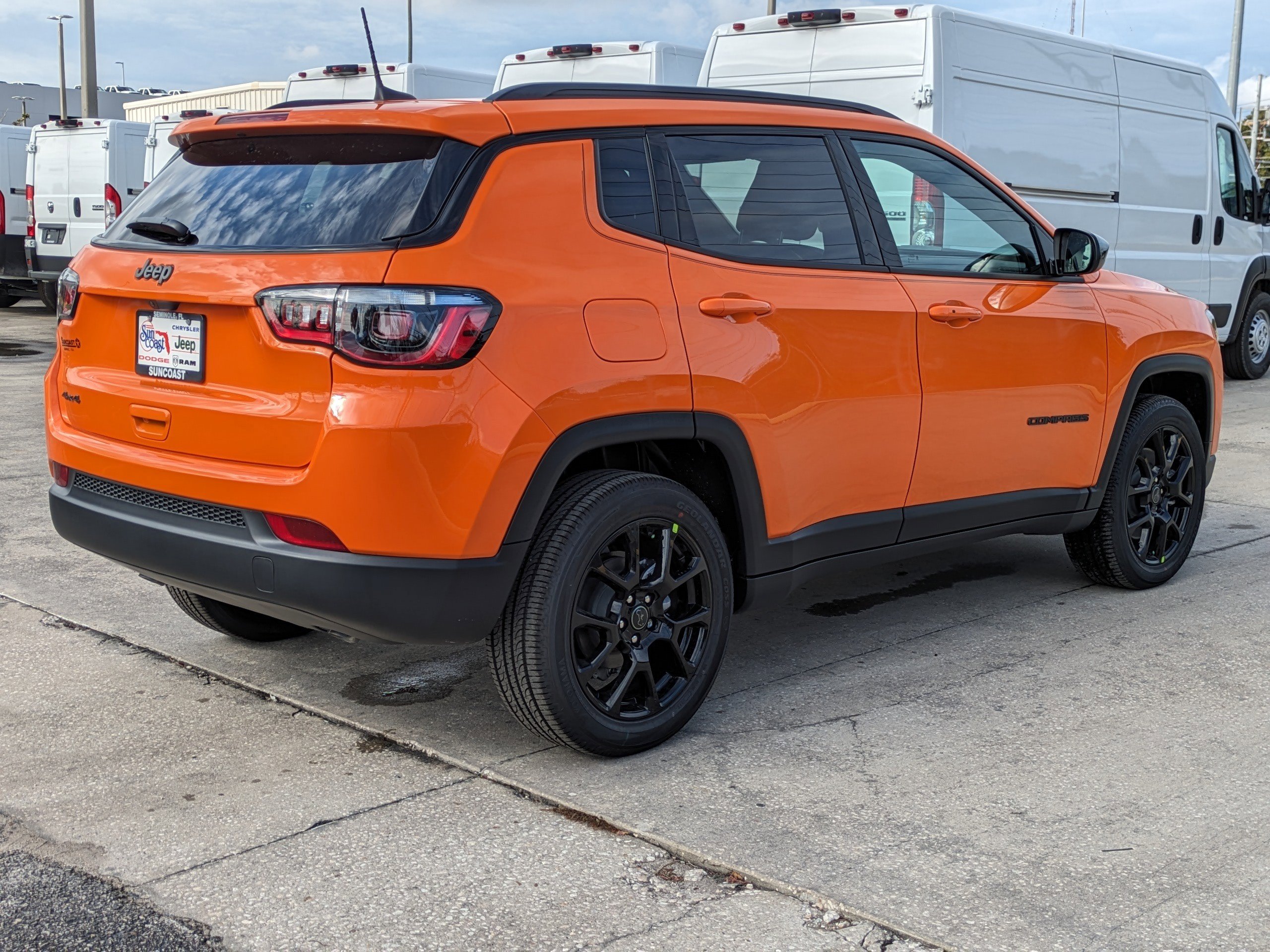 2026 Jeep Compass Latitude Altitude photo 2