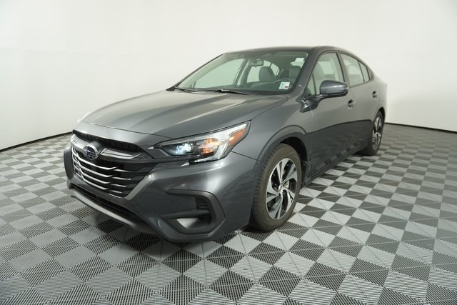 2025 Subaru Legacy Premium photo 3