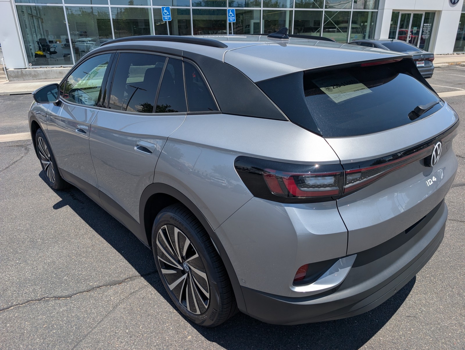 New 2025 Silver Mist Metallic Volkswagen Pro image 7