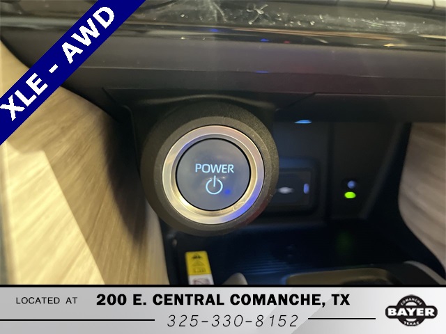 2021 Toyota Venza XLE photo 13