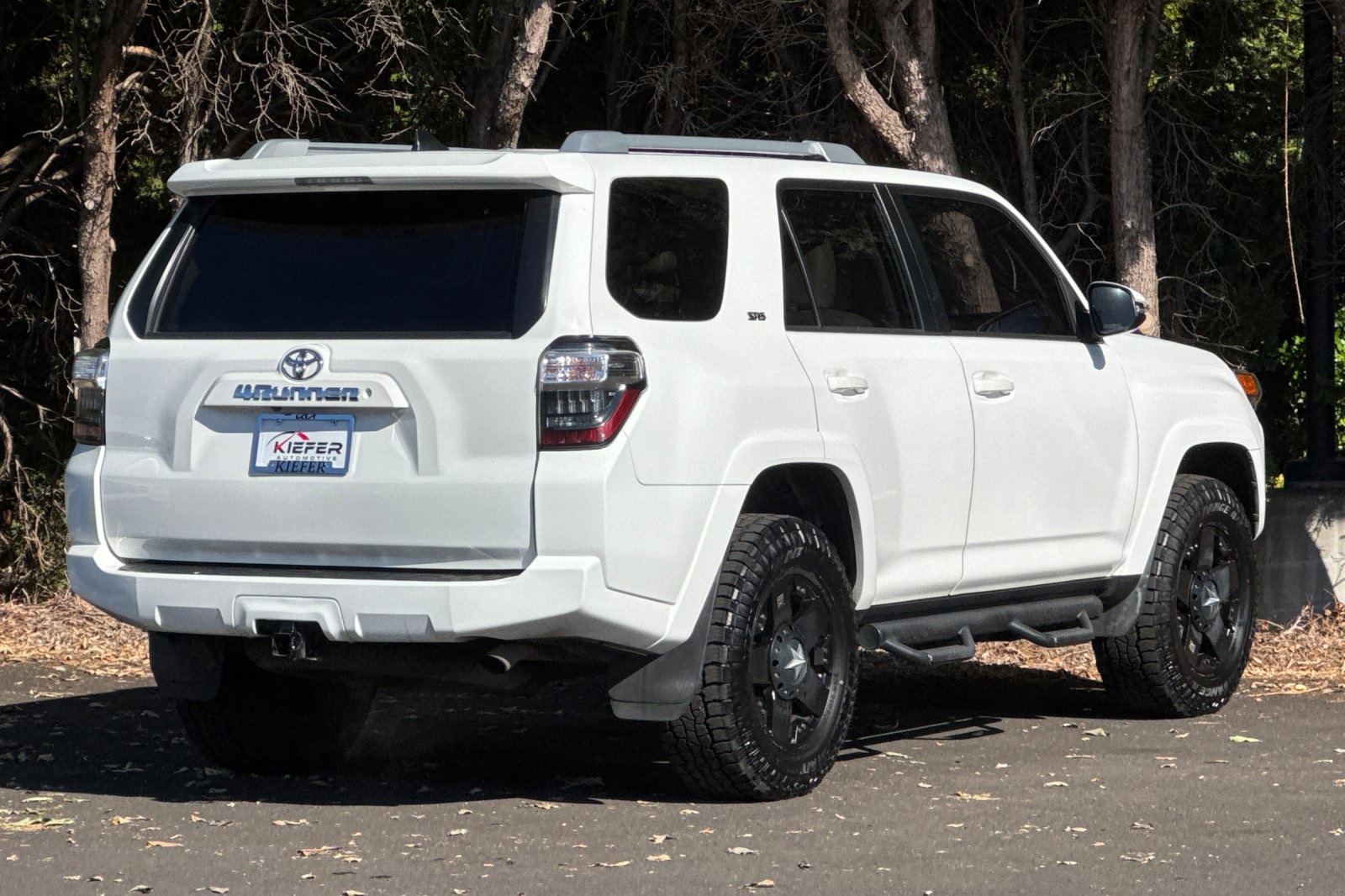 2018 Toyota 4Runner SR5 Premium Limited TRD Pro photo 4