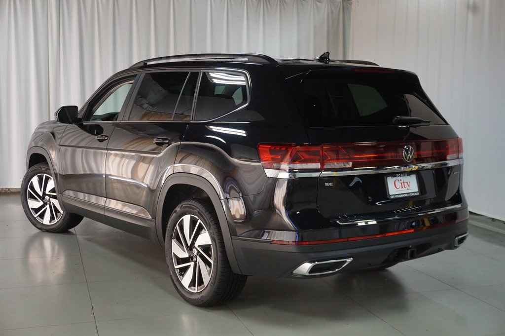 2025 Volkswagen Atlas SE Technology photo 7