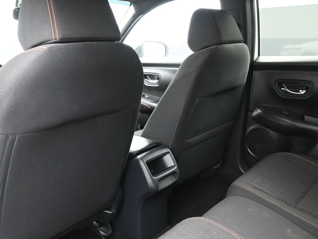 2025 Honda HR-V Sport 2WD photo 2