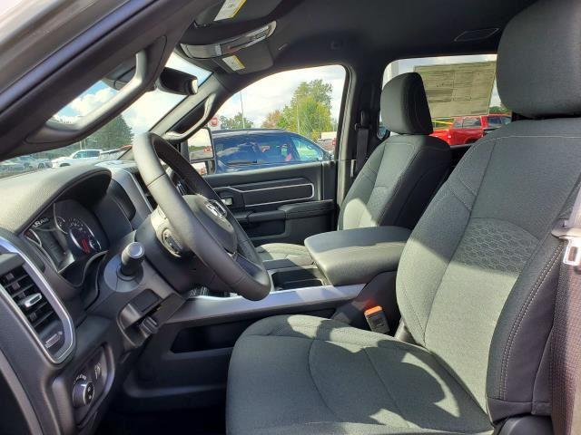 2026 Ram 2500 Big Horn photo 5