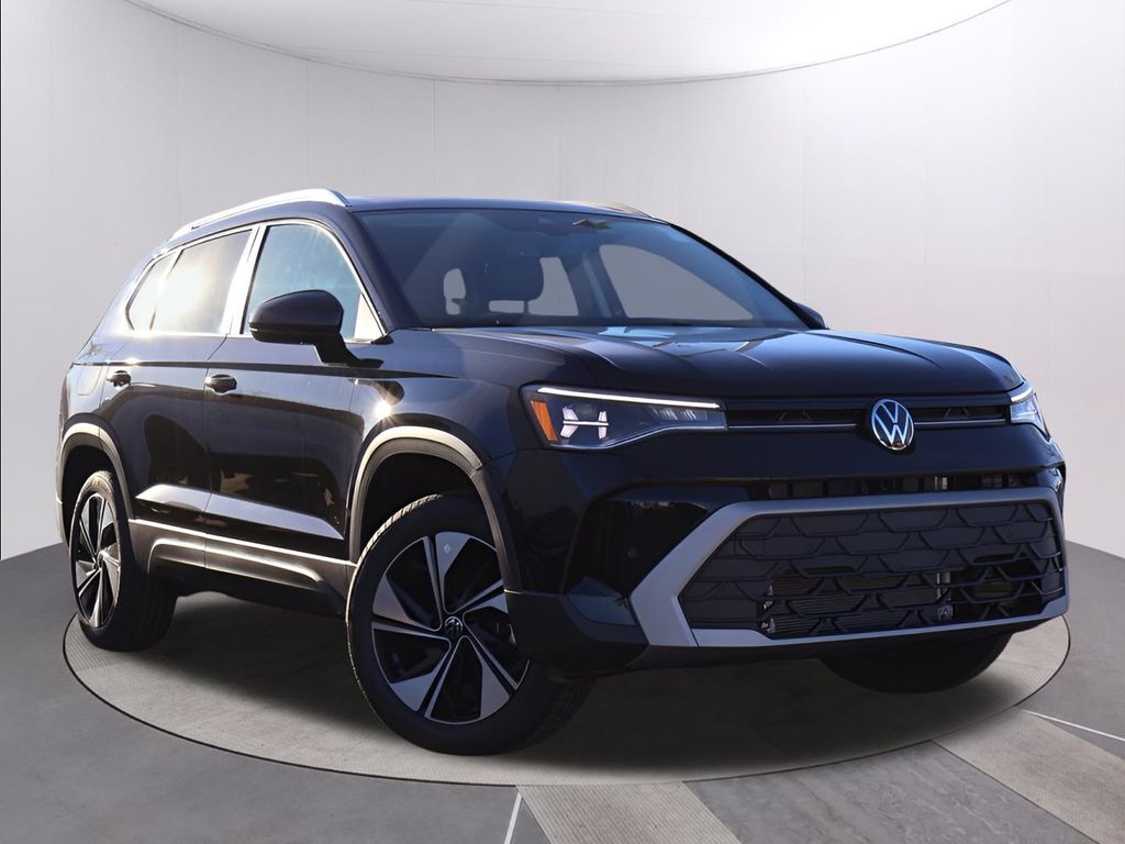 2025 Volkswagen Taos SE's photo