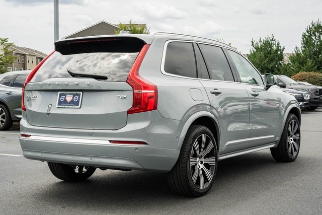 2025 Volvo XC90 Plus photo 4