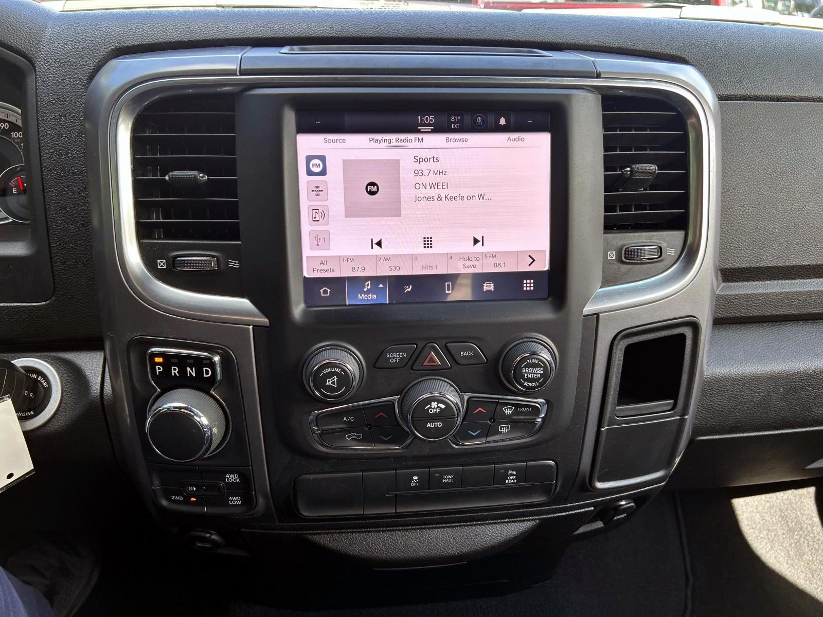 2022 Ram 1500 Classic Warlock photo 16