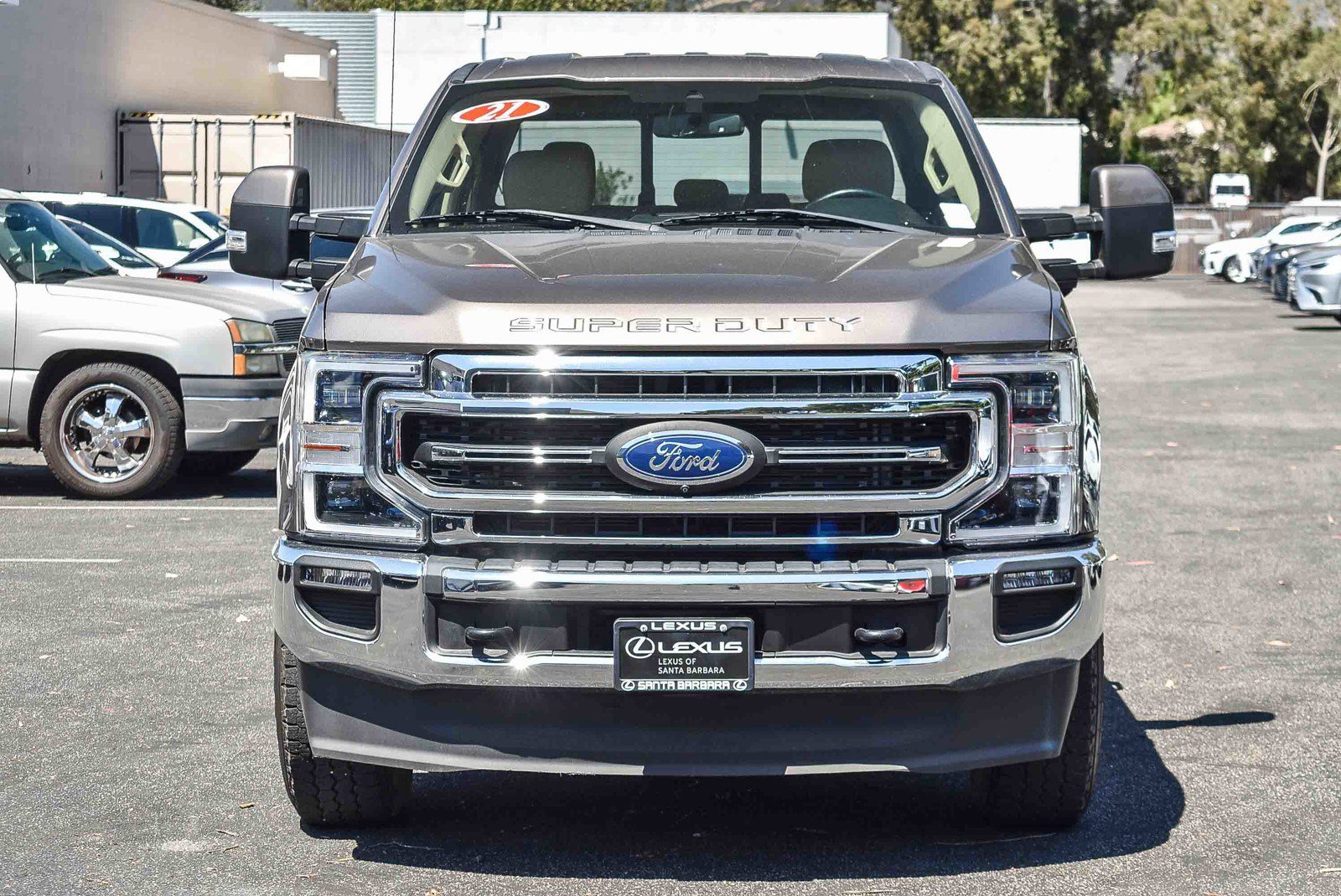 2021 Ford F-250 Lariat photo 2