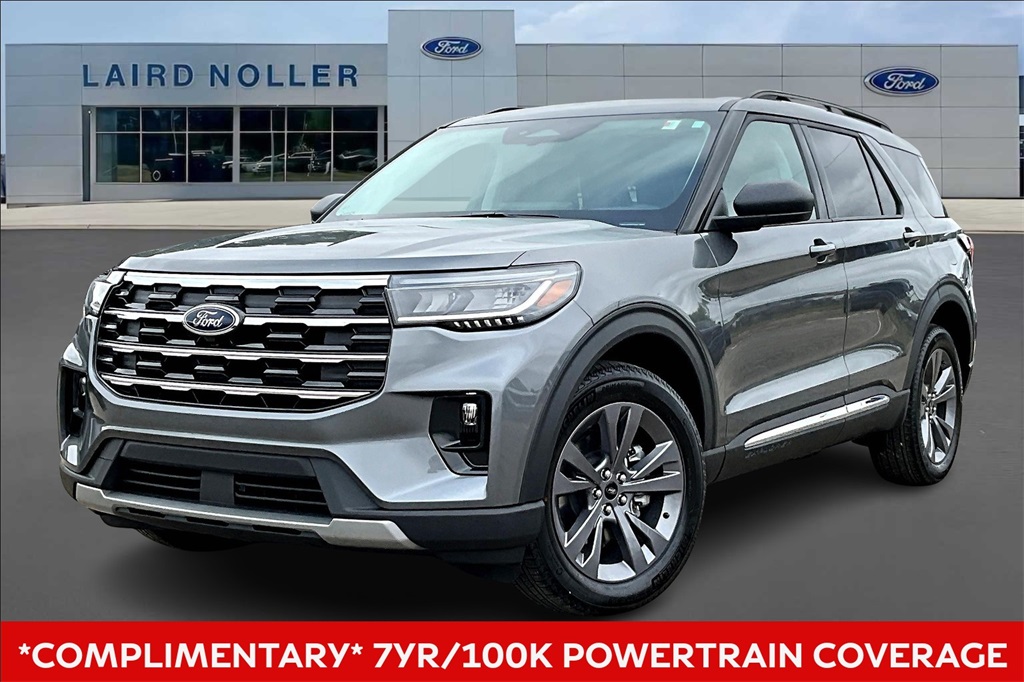 2025 Ford Explorer Active's photo