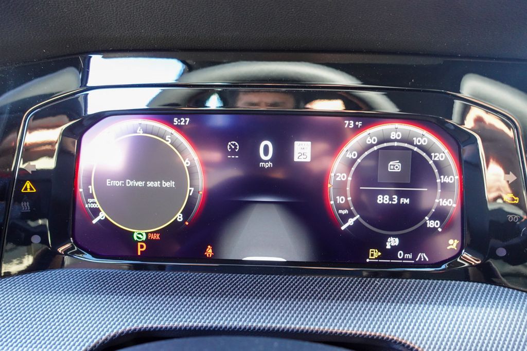 2025 Volkswagen Golf GTI Autobahn photo 10