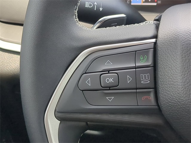 2025 Jeep Grand Cherokee Laredo Altitude photo 26