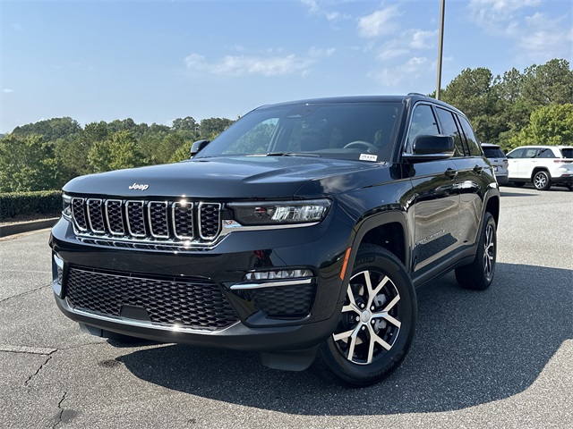 2025 Jeep Grand Cherokee Limited's photo