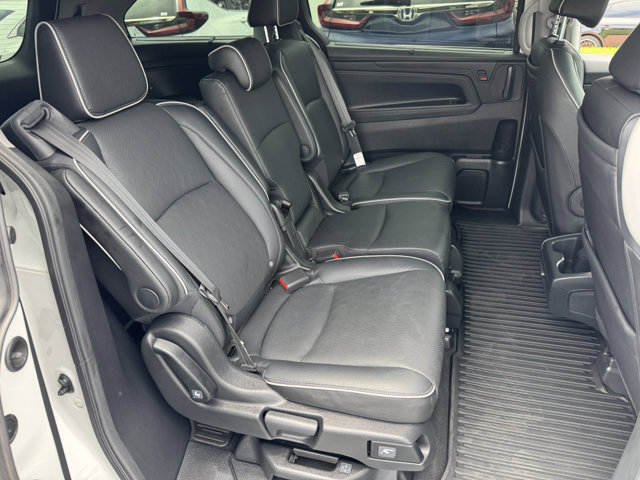 2024 Honda Odyssey Elite photo 5