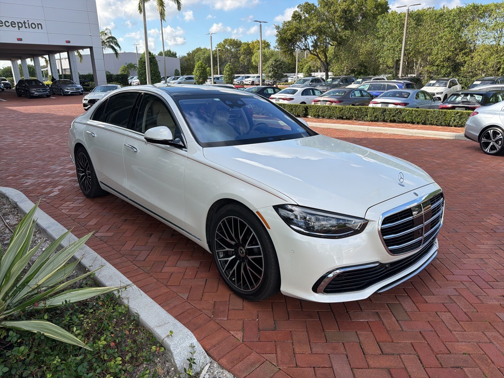 2023 Mercedes Benz S 580 4MATIC photo 2