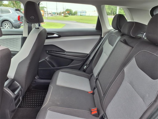2023 Volkswagen Taos S photo 9