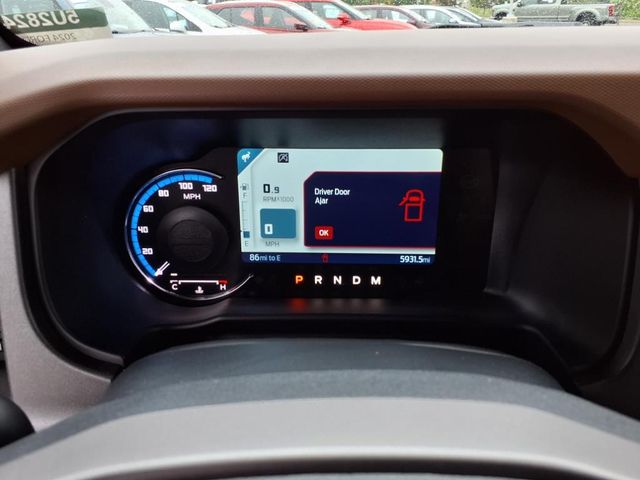 2024 Ford Bronco Outer Banks photo 17