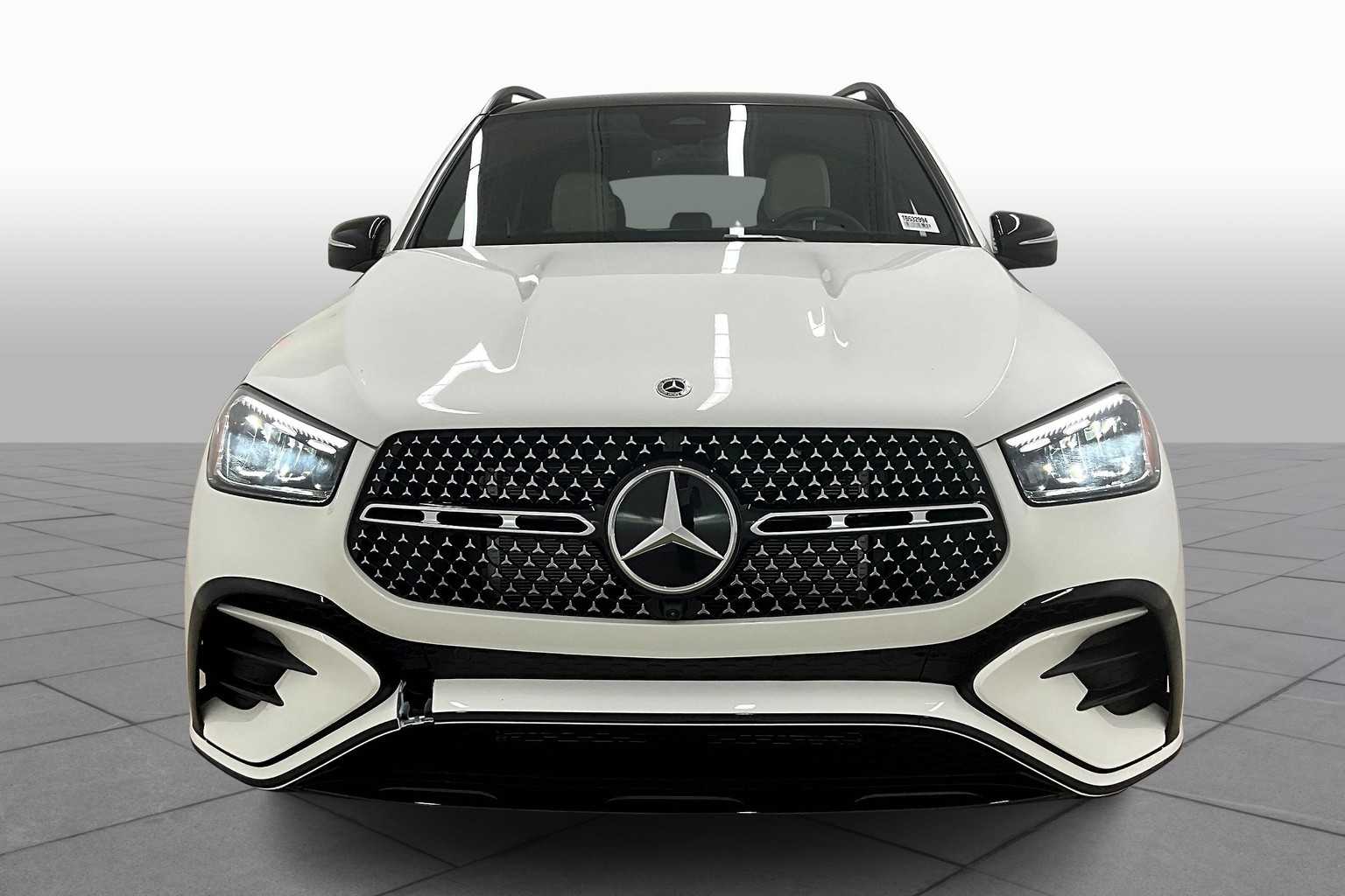 2026 Mercedes Benz GLE 350 4MATIC photo 3
