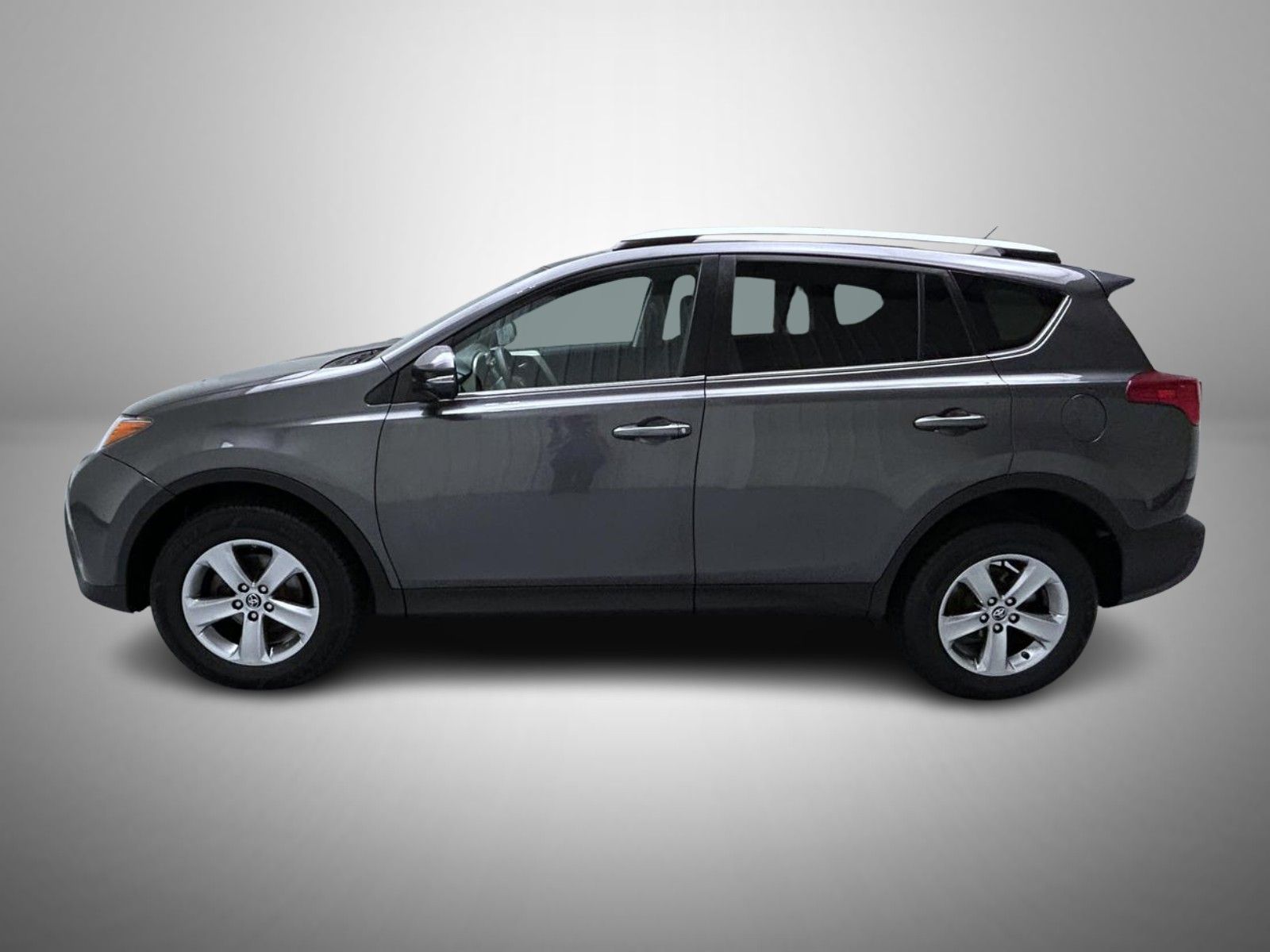 2015 Toyota RAV4 XLE photo 8