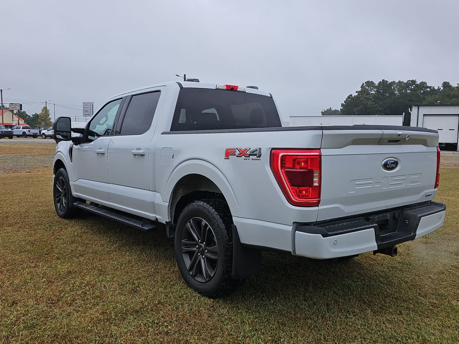 2022 Ford F-150 XLT photo 7