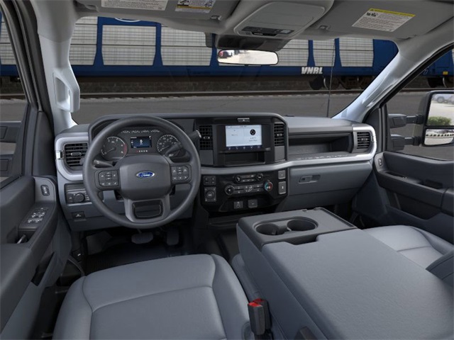 2026 Ford F-350 XL photo 8