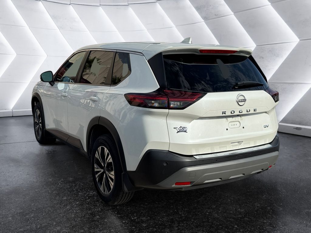 2022 Nissan Rogue SV photo 6