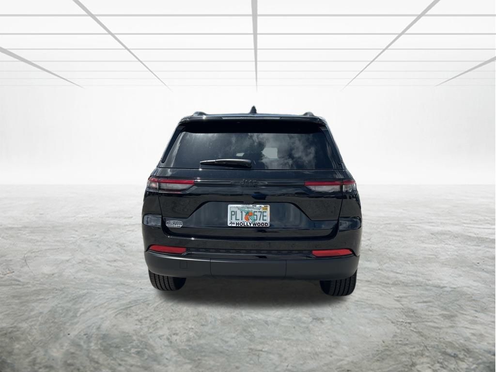 2025 Jeep Grand Cherokee Altitude X photo 5