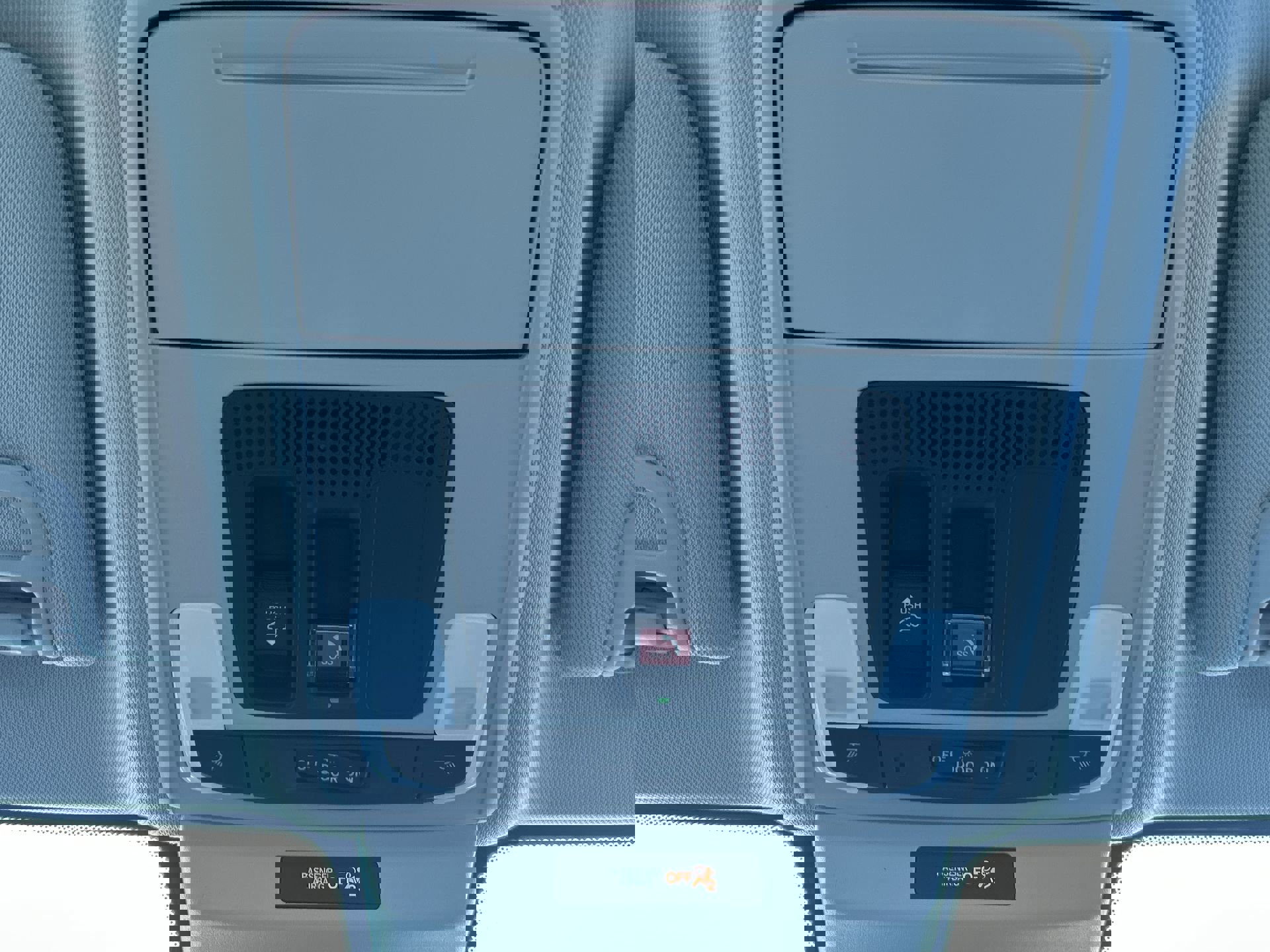2025 Honda Accord Hybrid EX-L photo 18
