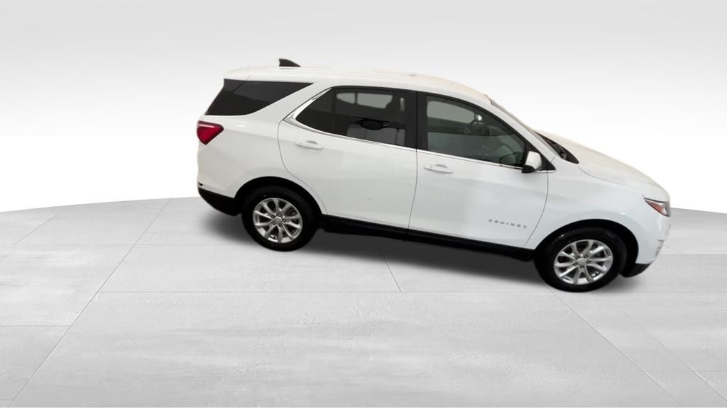 2021 Chevrolet Equinox LT photo 5