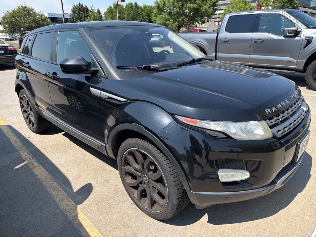 2015 Land Rover Range Rover Evoque Pure photo 2