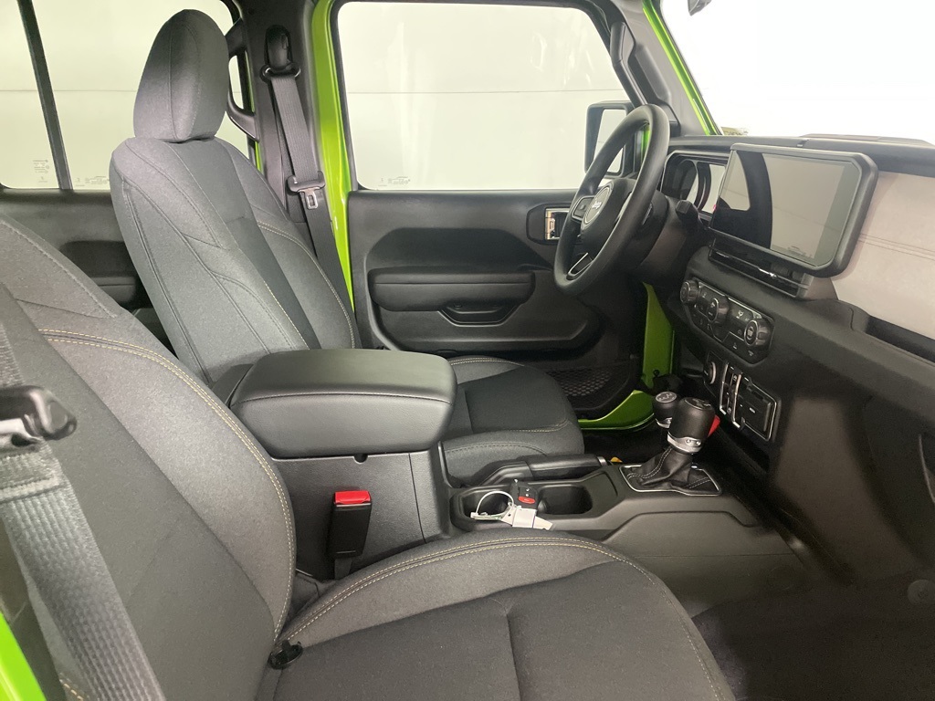 2025 Jeep Wrangler Sport photo 12