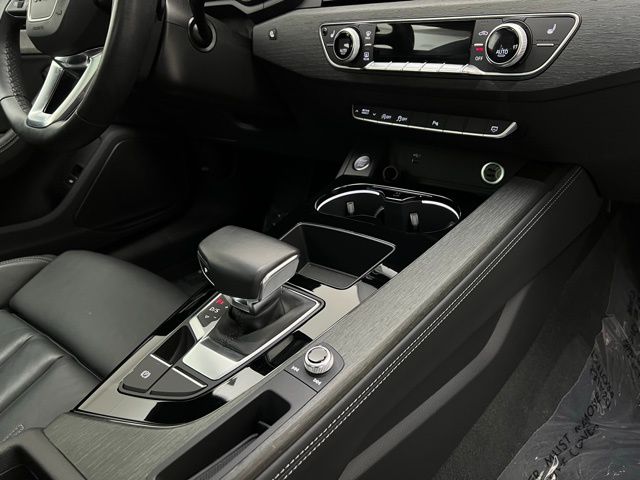 2022 Audi A5 45 S line Premium Plus photo 10