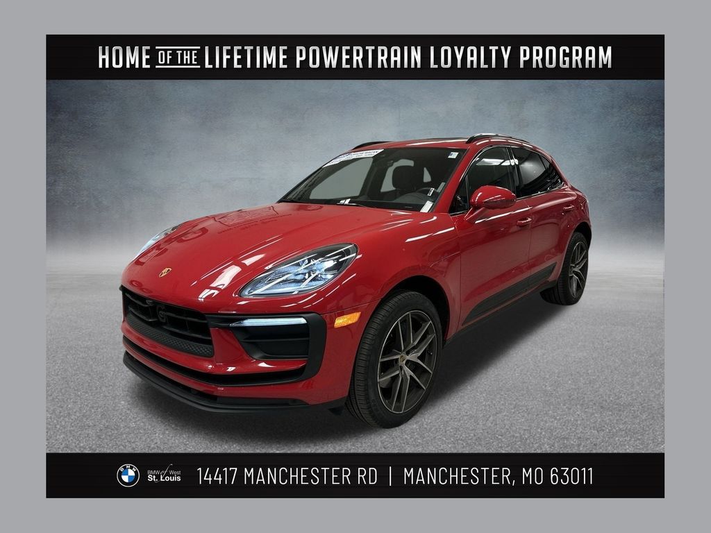 2022 Porsche Macan Base