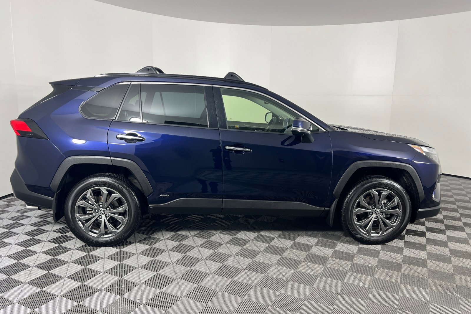 Used 2024 Toyota RAV4 Limited with VIN JTMD6RFV3RD147796 for sale in Kansas City